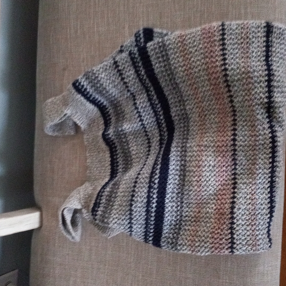 Sweater - Picture 5 of 5